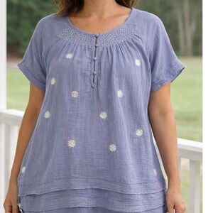 Umgee Womens Dusty Blue Embroidered Gauze Smocked Boho Blouse Medium M